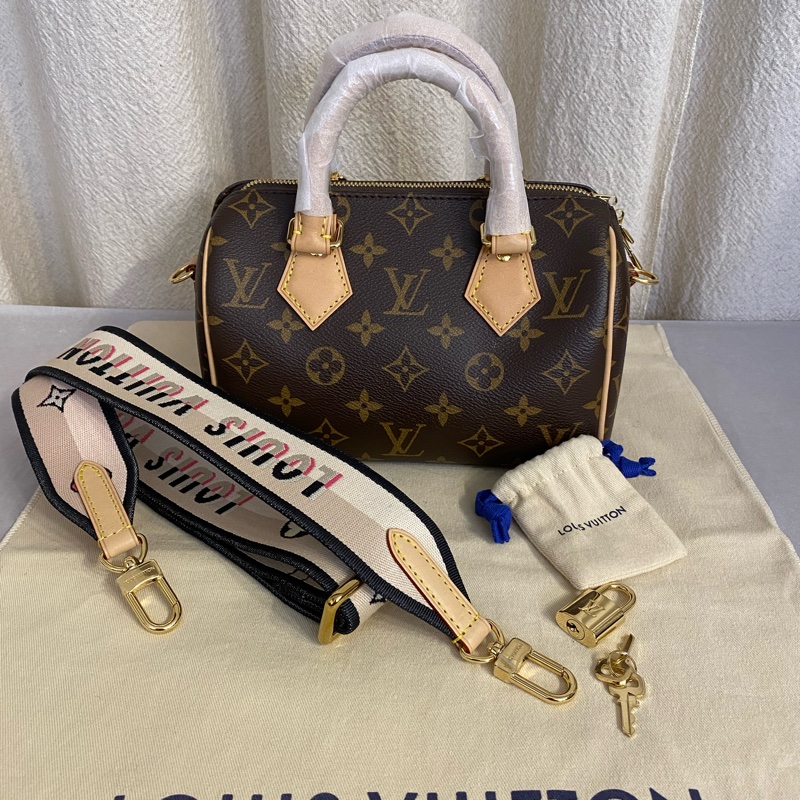 LOUIS VUITTON Speedy 20 枕頭包手提單肩斜挎包 刺繡黑邊寬肩帶-0