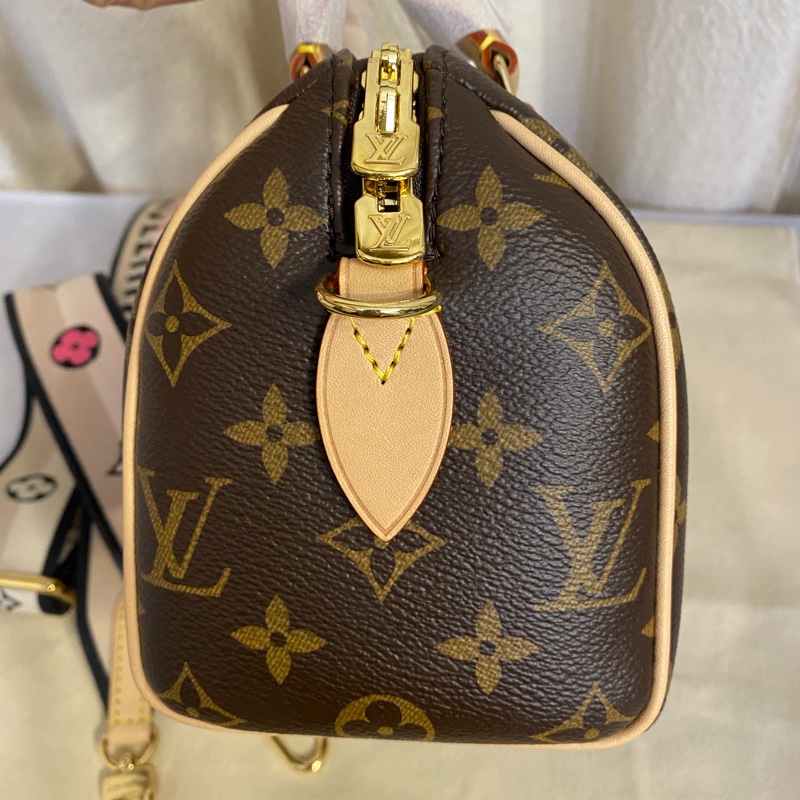 LOUIS VUITTON Speedy 20 枕頭包手提單肩斜挎包 刺繡黑邊寬肩帶-2