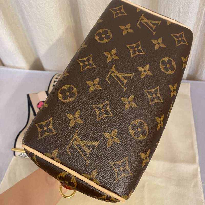 LOUIS VUITTON Speedy 20 枕頭包手提單肩斜挎包 刺繡黑邊寬肩帶-4