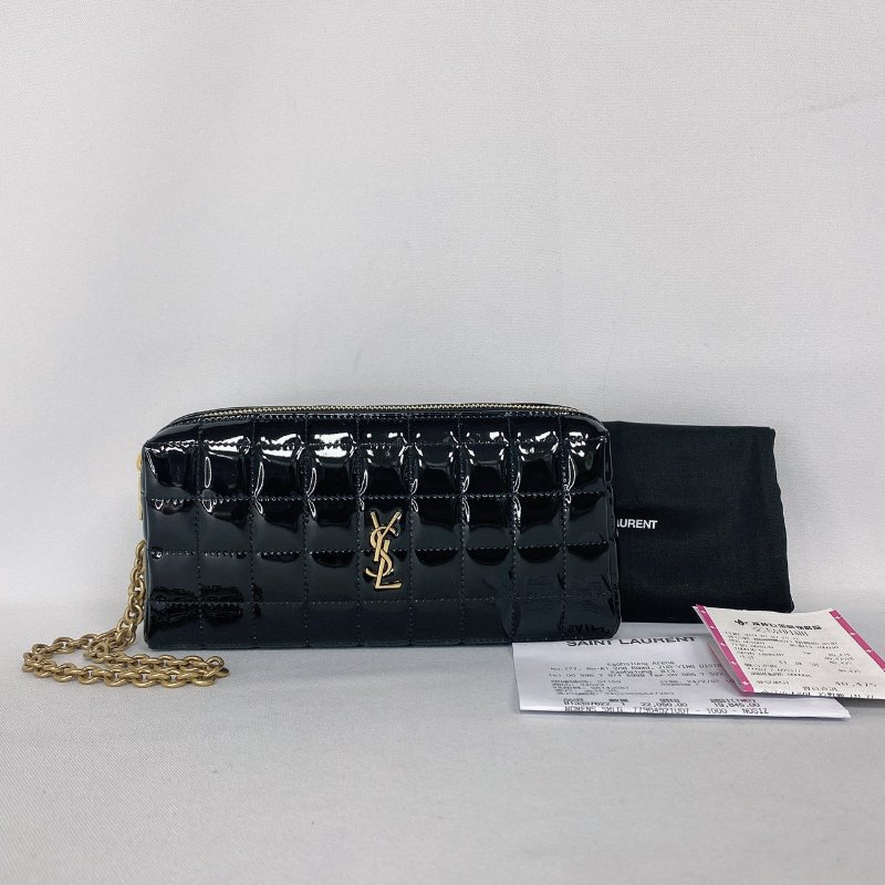 YSL Cassandra冰格漆皮手拿包-0