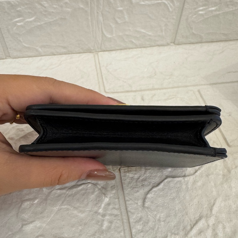 Celine黑色金凱旋門釦式短夾-5
