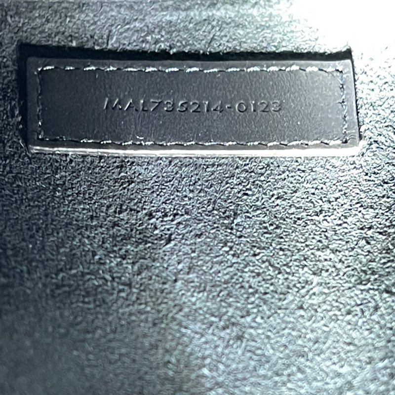 YSL LE 5A7小牛皮斜背手機包-8