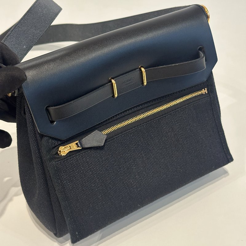 閒置新有購證🙌🏻 Hermès 愛馬仕 Mini Herbag 黑色金釦-20