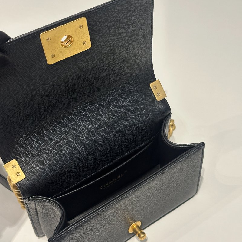 閒置新有購證🙌🏻 芯片款 Chanel 香奈兒 Le Boy 20 黑金-15