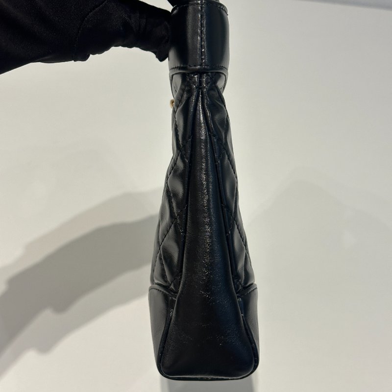 閒置新✨ 芯片款 Chanel 香奈兒 31 Bag Mini 黑金-19