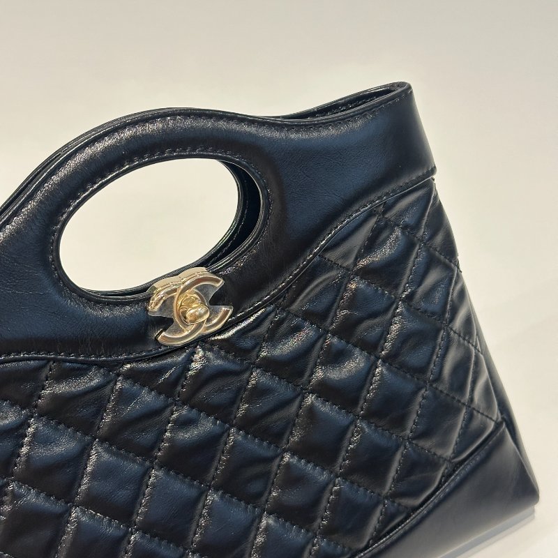 閒置新✨ 芯片款 Chanel 香奈兒 31 Bag Mini 黑金-22