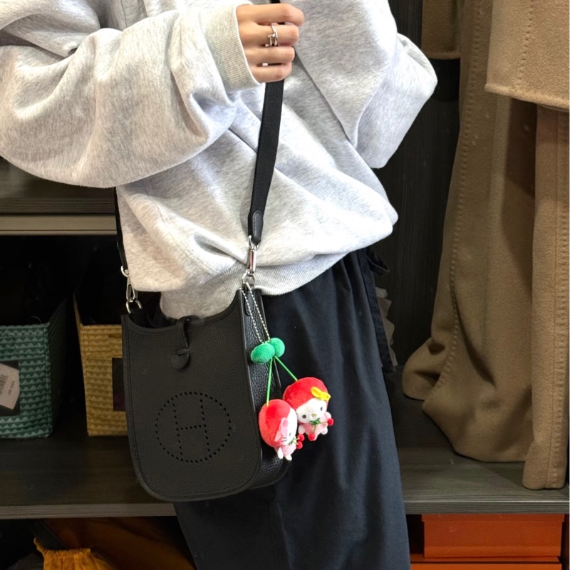#全網最低 #近新配件齊 #w刻 愛馬仕mini Evelyn黑銀 #男女同款🔥-2