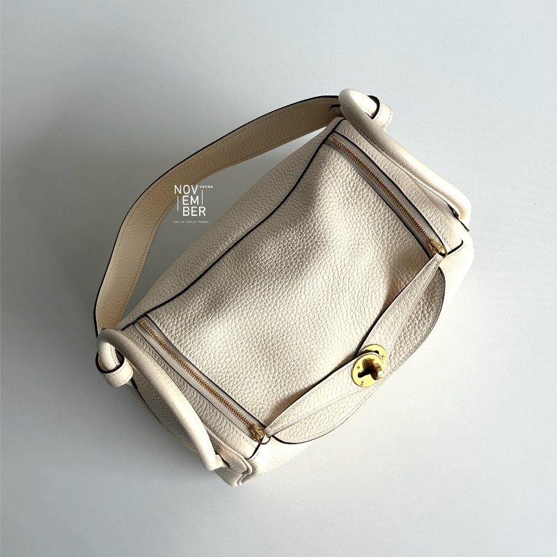 99新🆕 全配有購證 Hermès 愛馬仕 Lindy 26 奶油白金釦-3