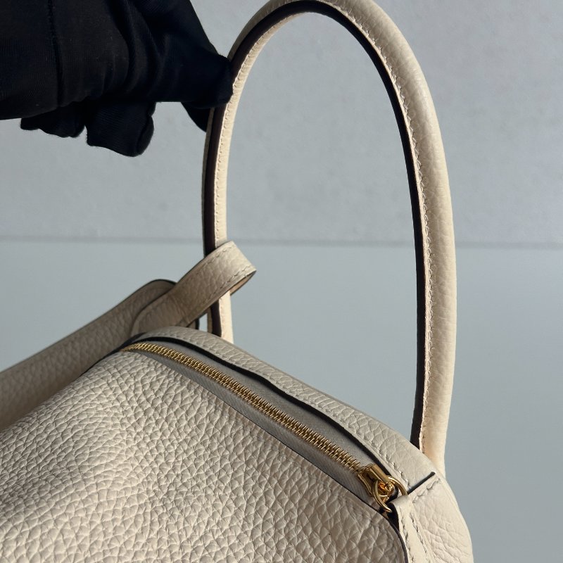 99新🆕 全配有購證 Hermès 愛馬仕 Lindy 26 奶油白金釦-20
