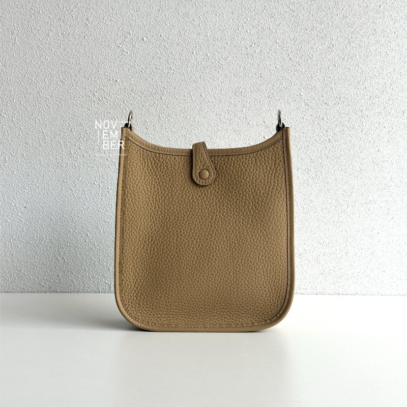 閒置新✨ Hermès 愛馬仕 Evelyne Mini 馬爾法米銀釦 二代-9