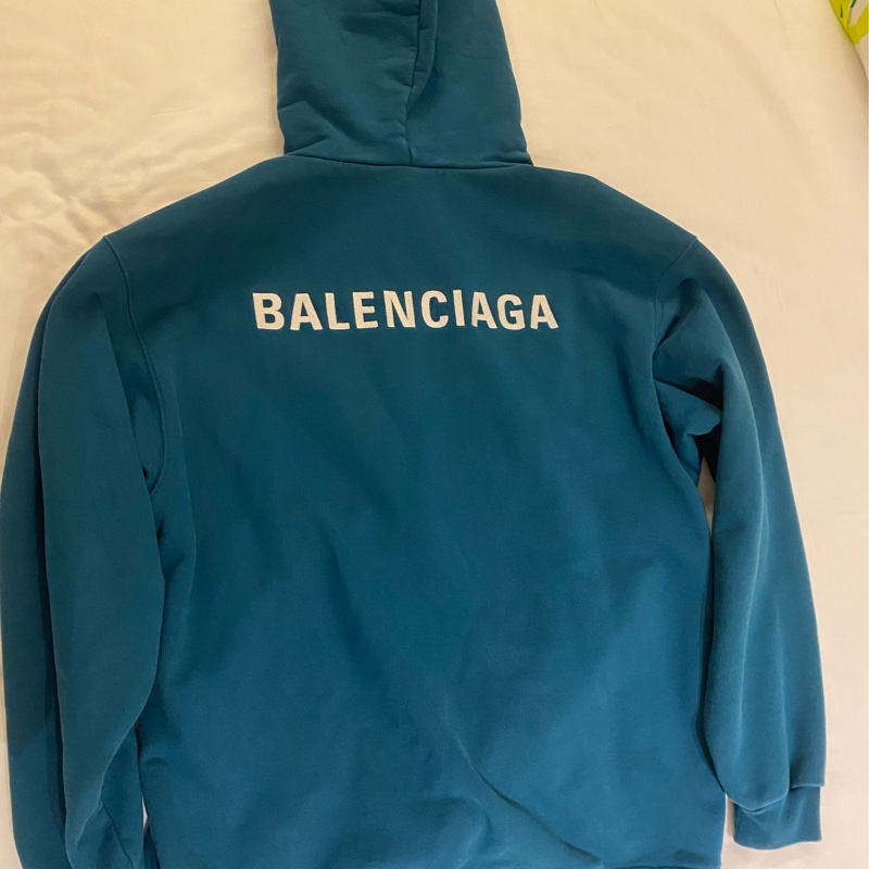 Balenciaga-1