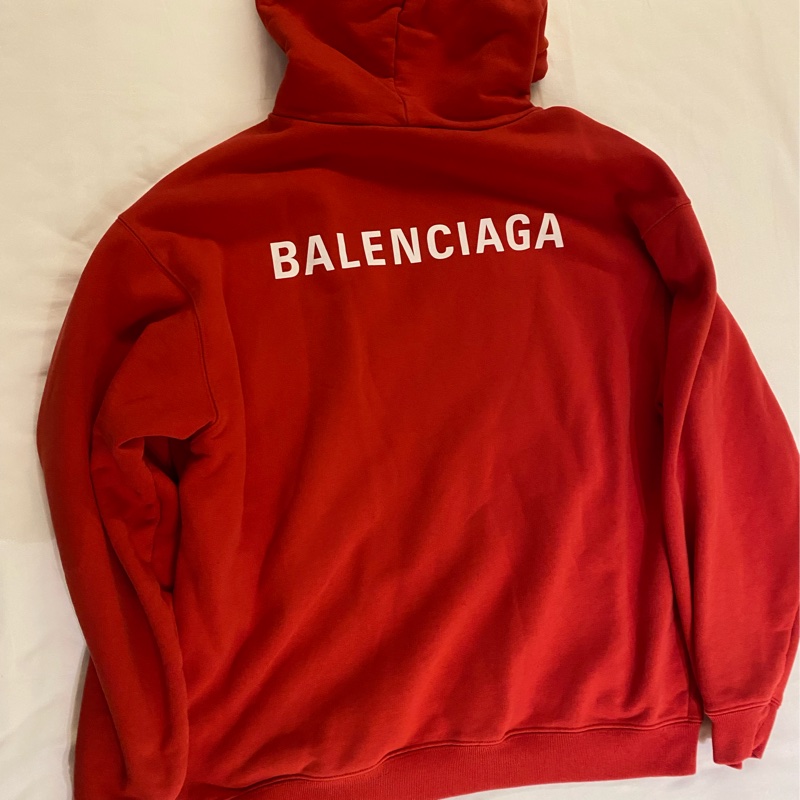 Balenciaga sweater-1