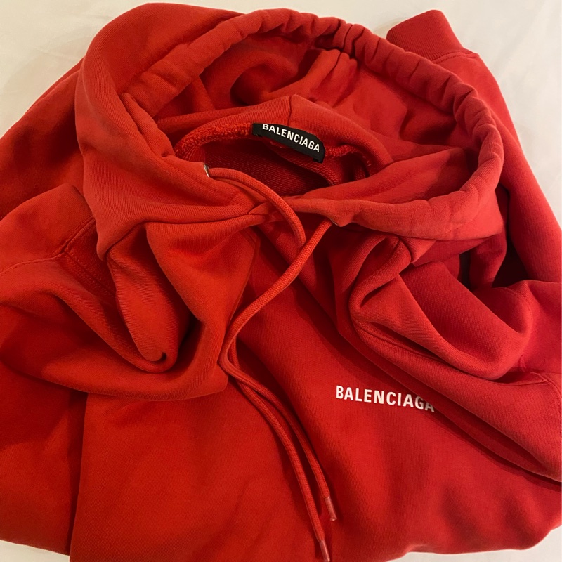 Balenciaga sweater-2