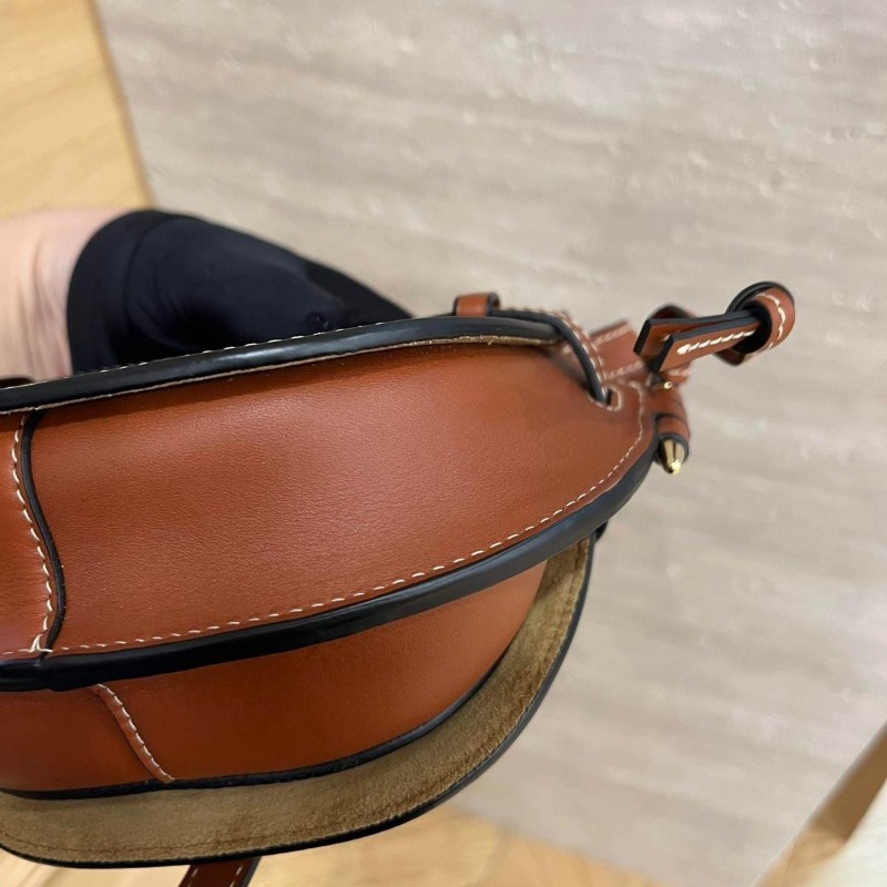 LOEWE Mini Gate 焦糖色-11