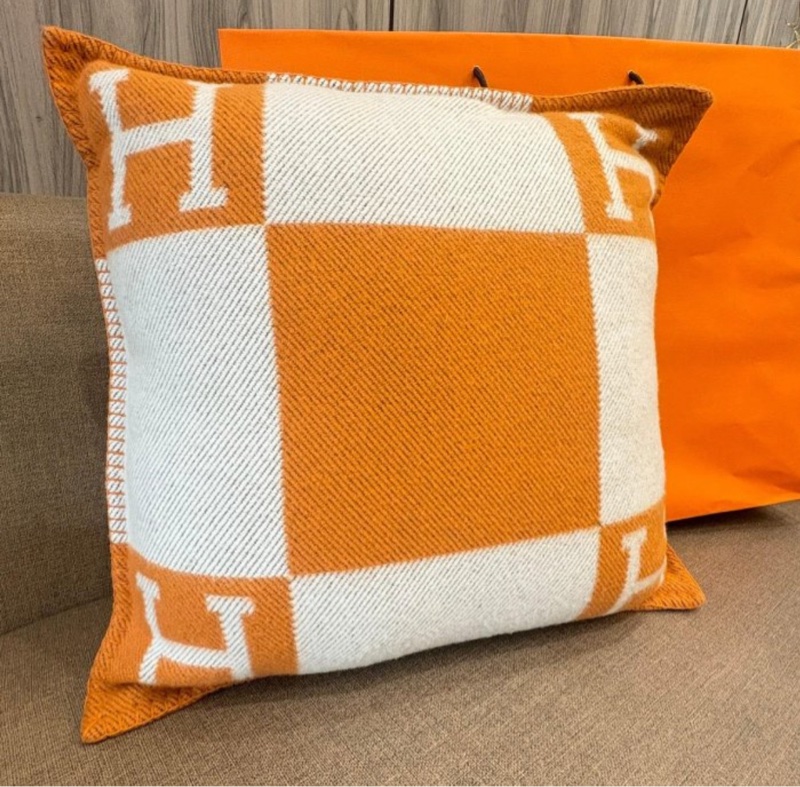 *SHIHNA名牌精品*HERMES 愛馬仕 Avalon H 喀什米爾羊毛 抱枕-0