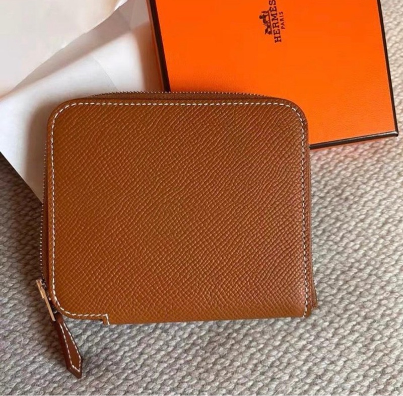 *SHIHNA名牌精品*HERMES 愛馬仕 Silk'In Compact 錢包(棕色)-0