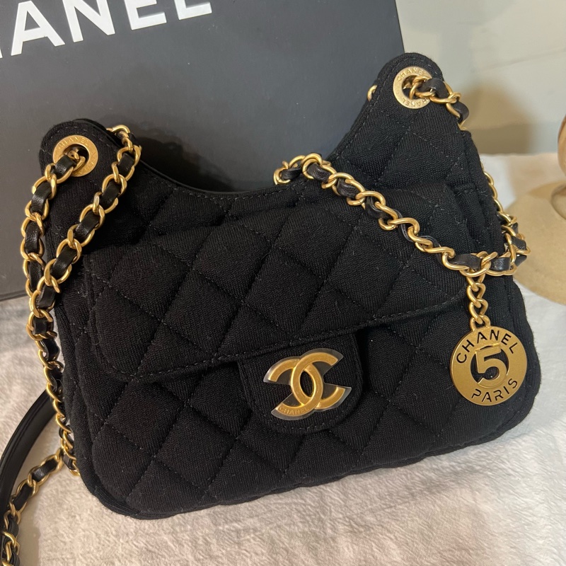 ෆ Chanel 23C天貓精靈🖤帆布款hobo🈶購證-9