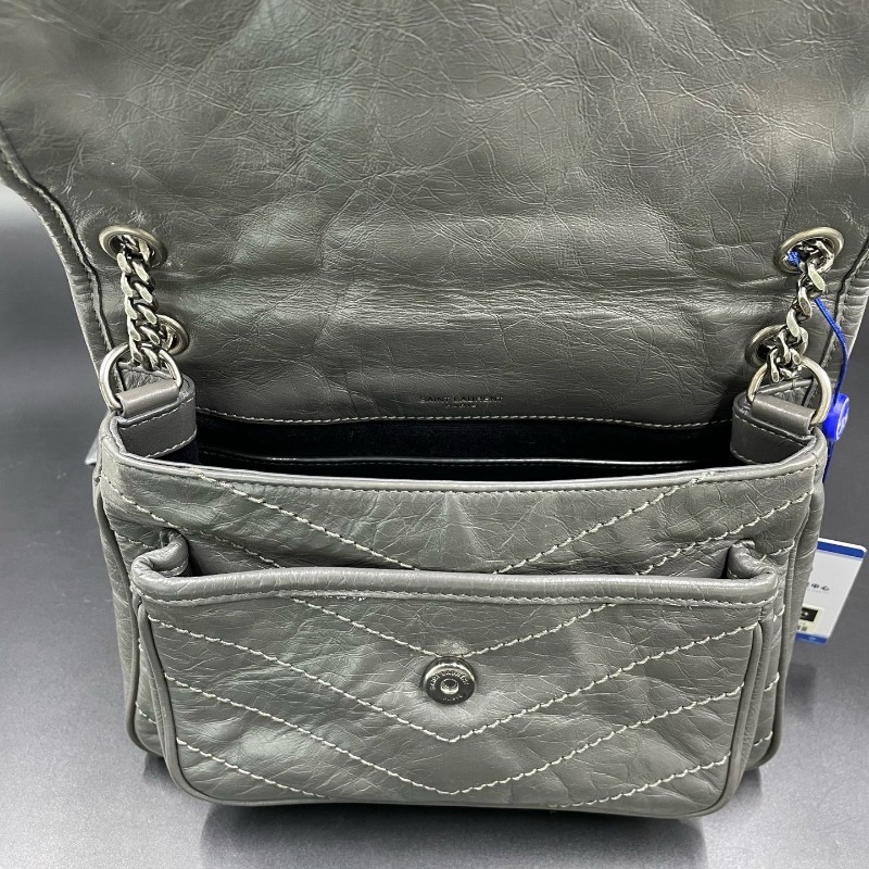 Saint laurent YSL 灰色油蠟皮小號D扣niki 肩背包斜背包 22*16cm-7