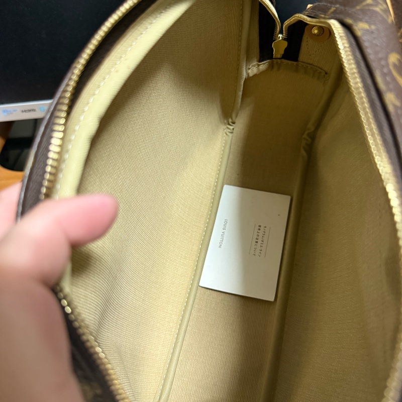 Louis Vuitton 雙層記者包-7