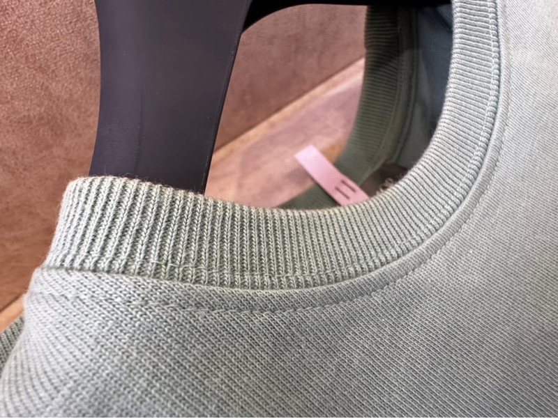 Dior經典刺繡短T-6