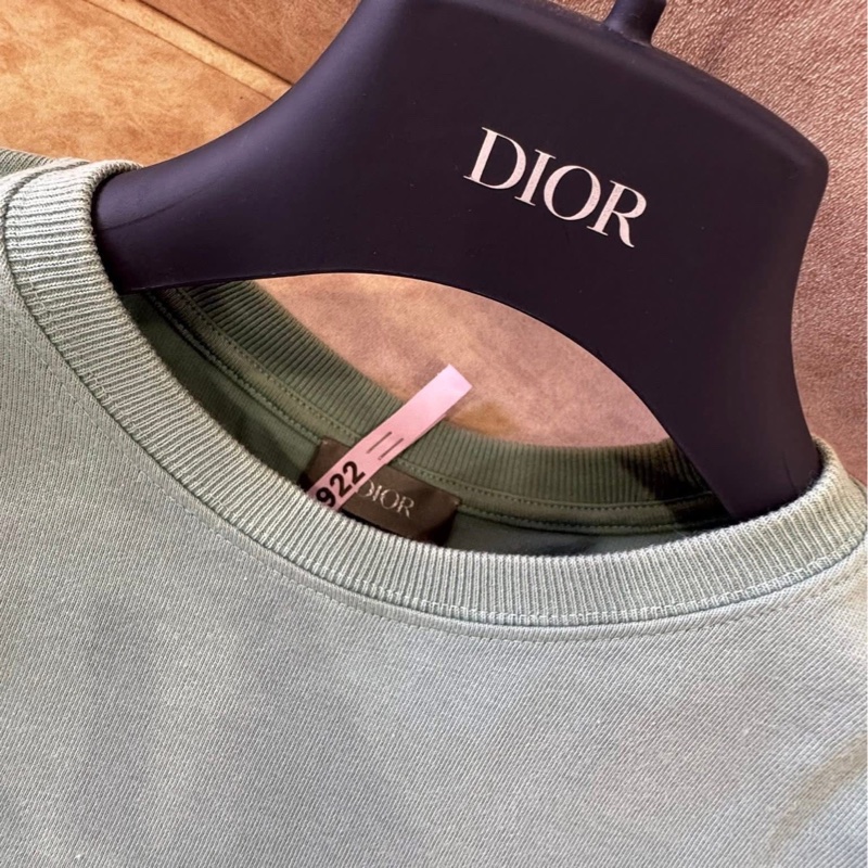 Dior經典刺繡短T-8