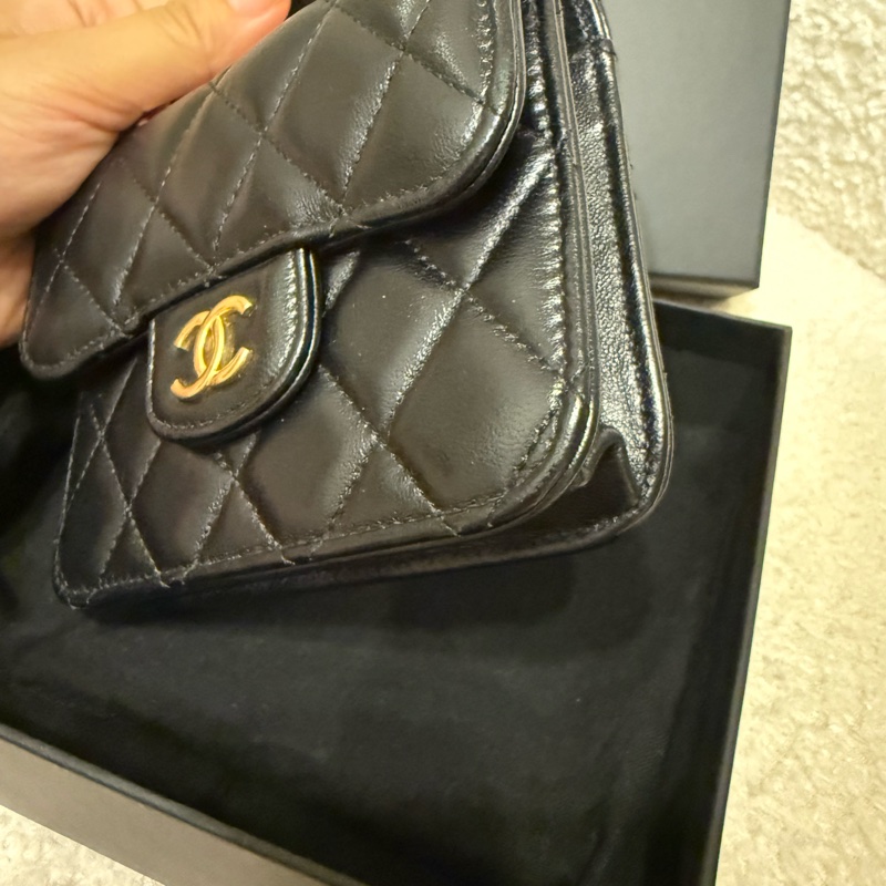 Chanel 手工坊 黑金 小廢包 斜背包-10
