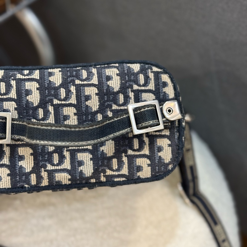 Dior化妝箱🉑斜背-9