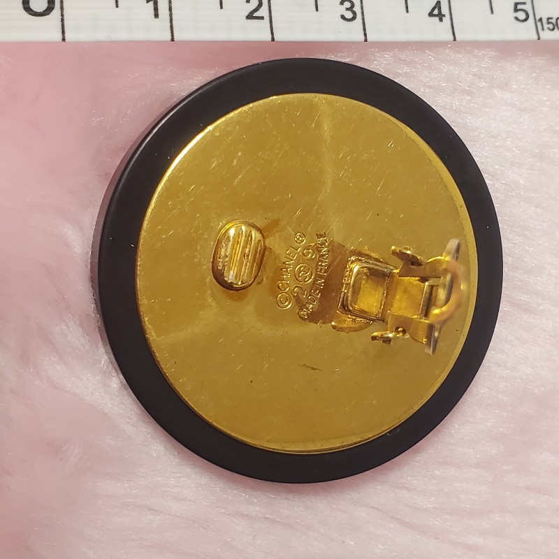 香奈兒夾式耳環。早期精品。市面罕見-7