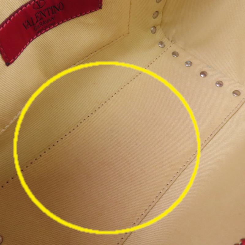 Valentino 牛皮皮革Rockstud金扣手挽肩背兩用袋-17