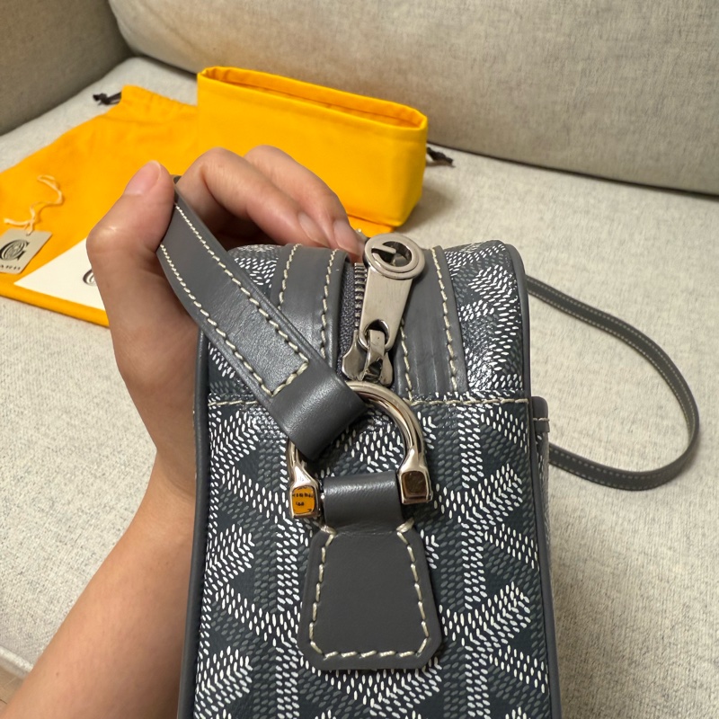 goyard camera bag cap vert-6