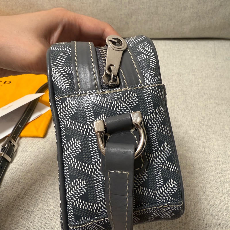 goyard camera bag cap vert-14