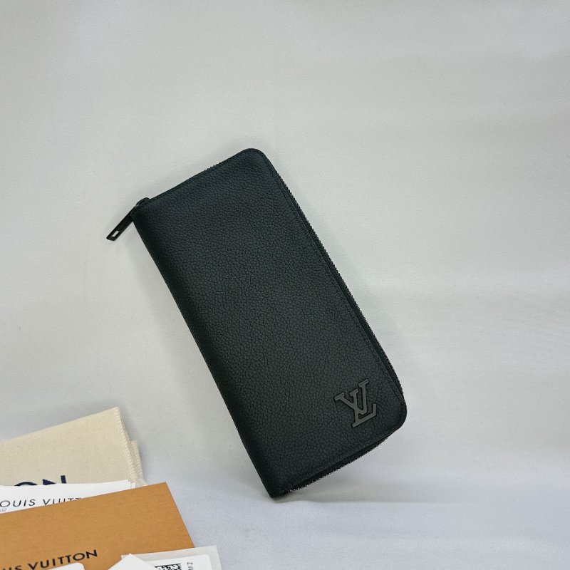 LV Aerogram牛皮拉鍊長夾-0