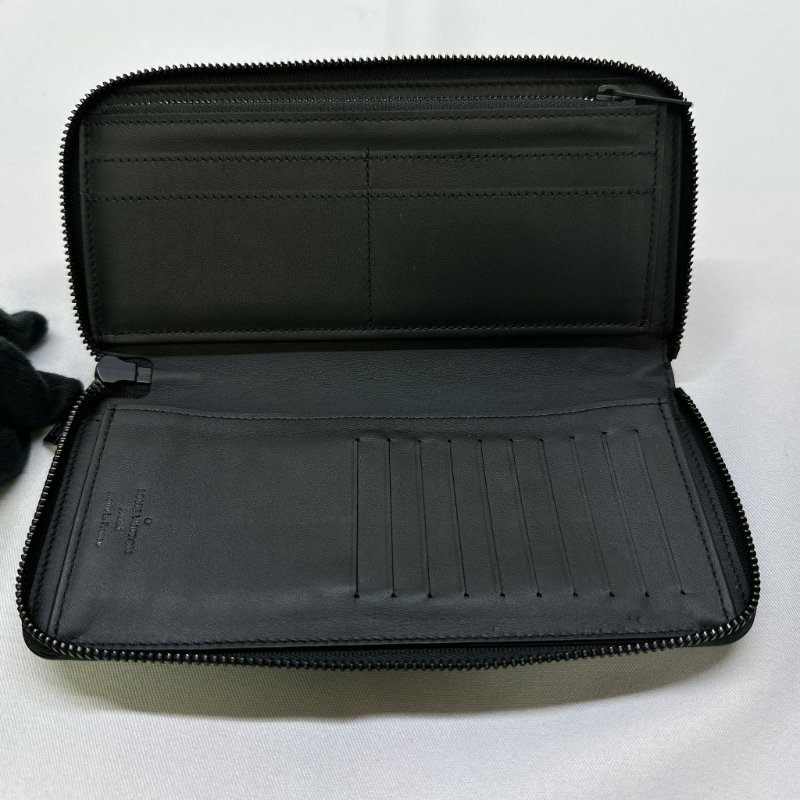 LV Aerogram牛皮拉鍊長夾-3