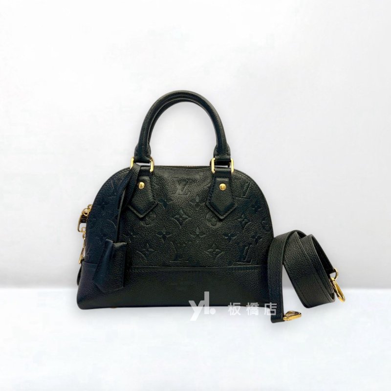 LV 黑牛皮壓紋Alma BB貝殼包M44829-1