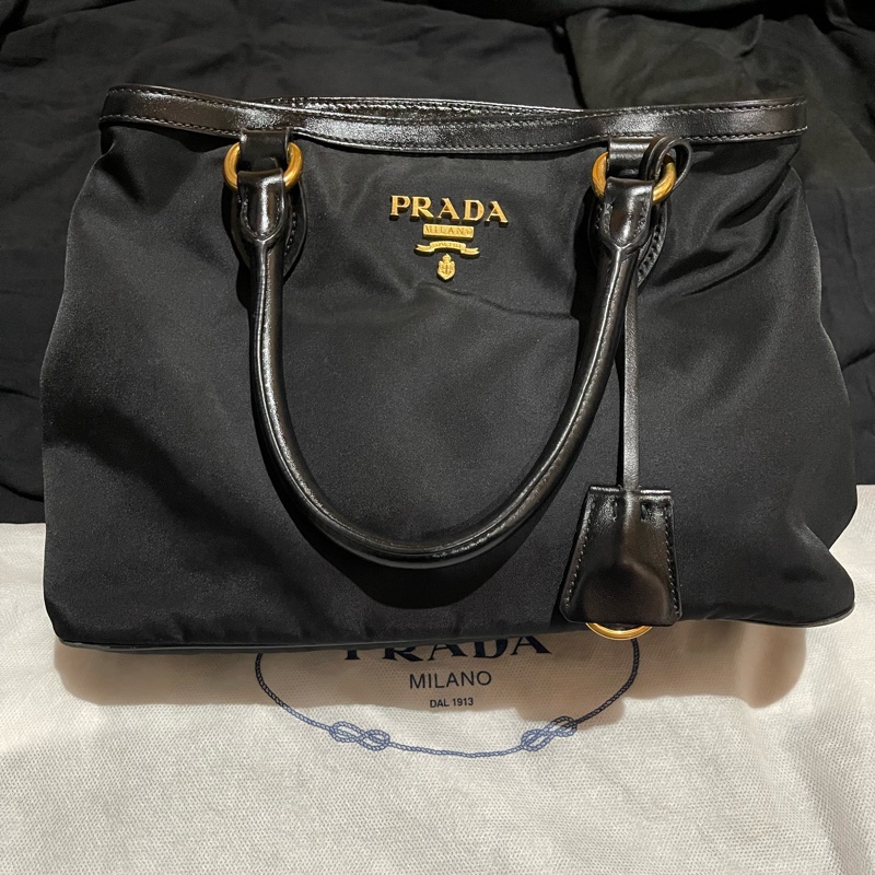 Prada經典尼龍手提包-6