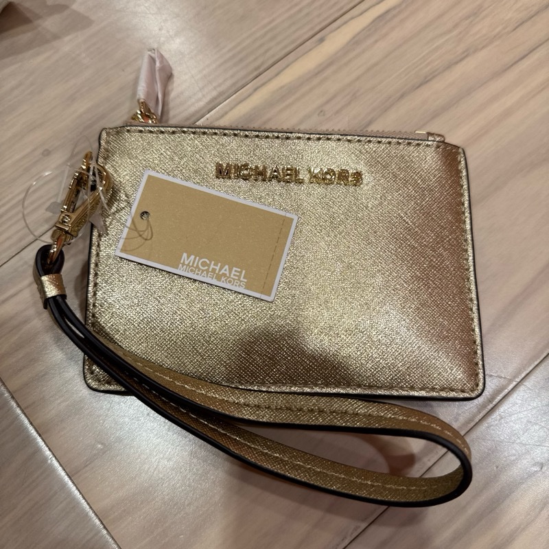 全新 MICHAEL KORS JET SET 防刮皮革鑰匙卡片零錢包.金 ★專櫃商品 ★可放證件或是悠遊卡 ★尺寸小巧、方便攜帶 ★都會簡約時尚款 【全新現貨 優惠中】-5