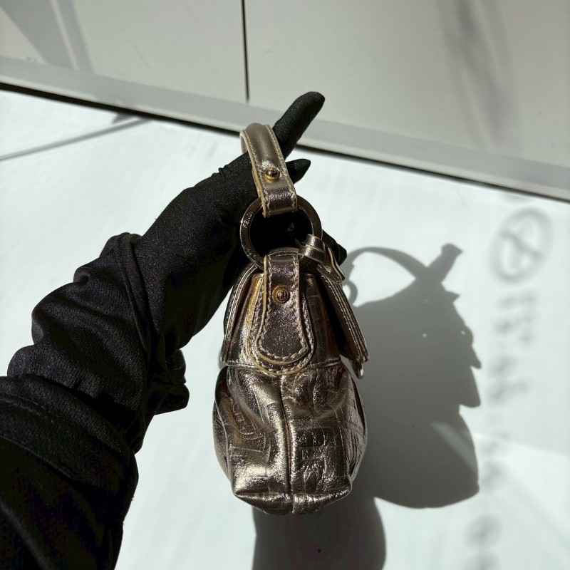 Fendi 金色皮革FF壓紋小號廚師包-8