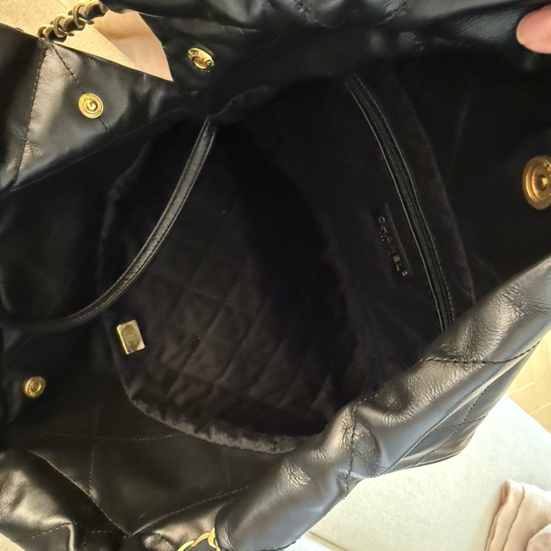 Chanel 22 bag 小型黑色白字-10