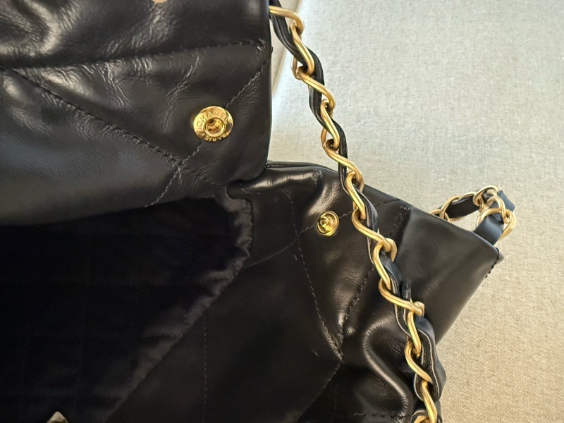 Chanel 22 bag 小型黑色白字-15