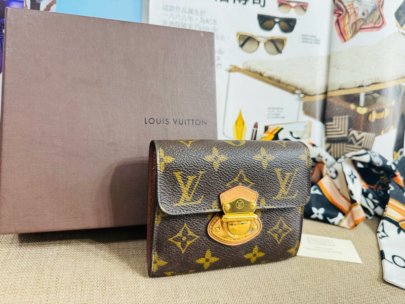 ✨售 二手真品 LV 經典老花 中短夾 錢包-10