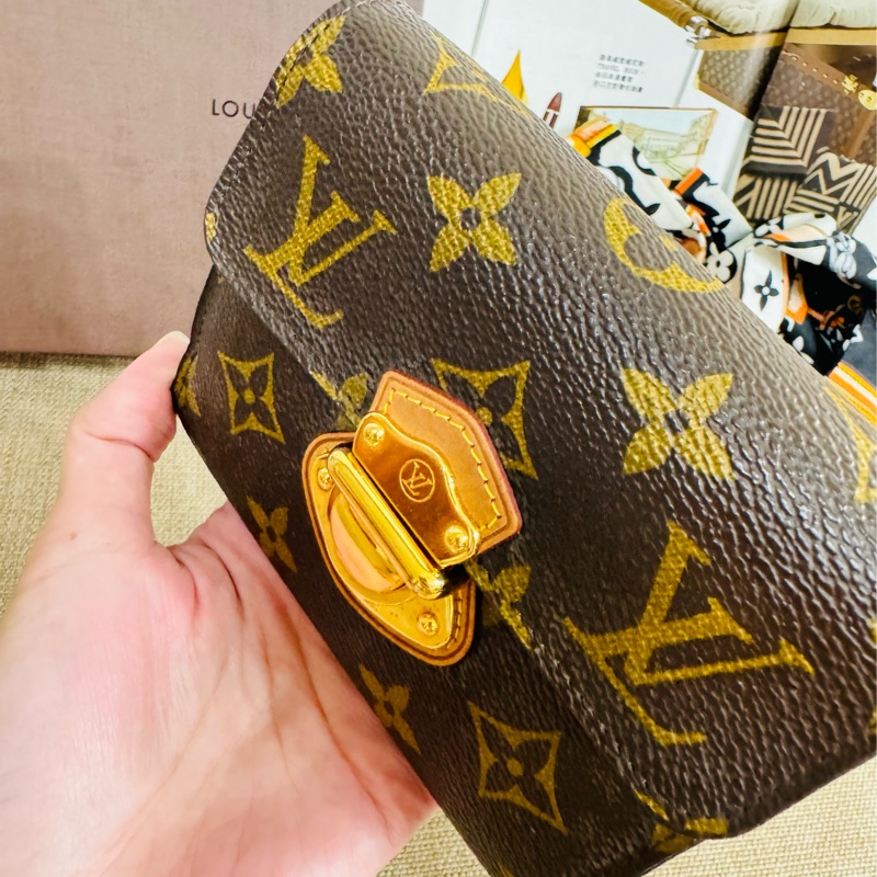 ✨售 二手真品 LV 經典老花 中短夾 錢包-11
