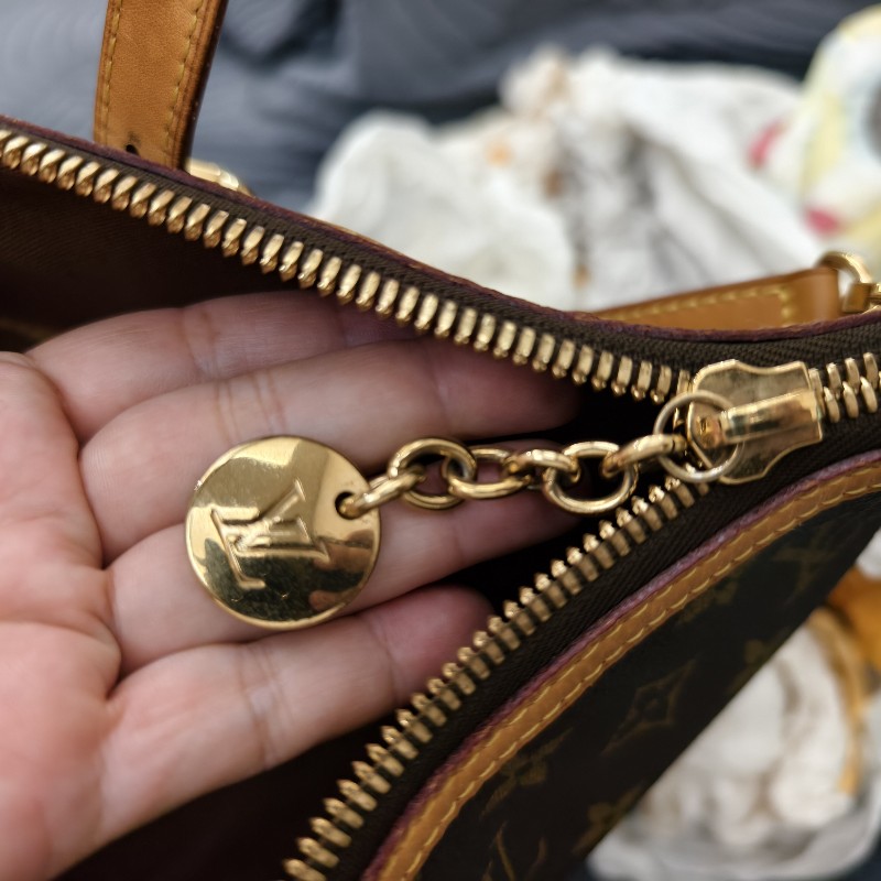 LV LOUIS VUITTON Palermo GM M40146 老花 原花皺褶拉鍊手提肩背包-3