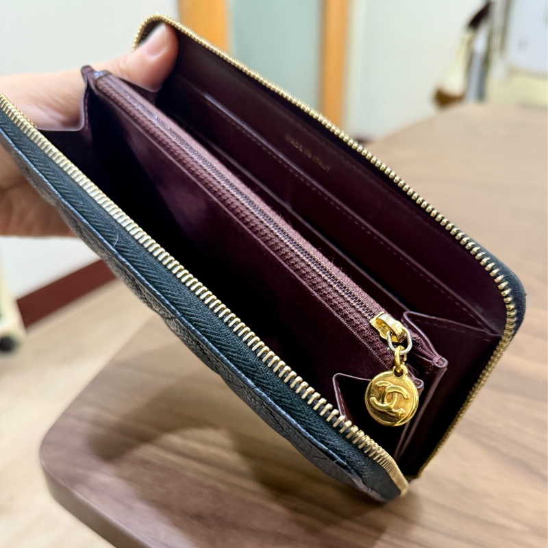 9新✨專櫃五萬 香奈兒 黑金 荔枝皮 經典拉鍊長夾🎖️贈送鍍24k金香奈兒扣環vintage-10