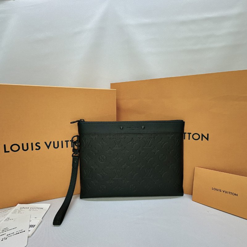 LV Pochette To-Go壓花手拿包-0