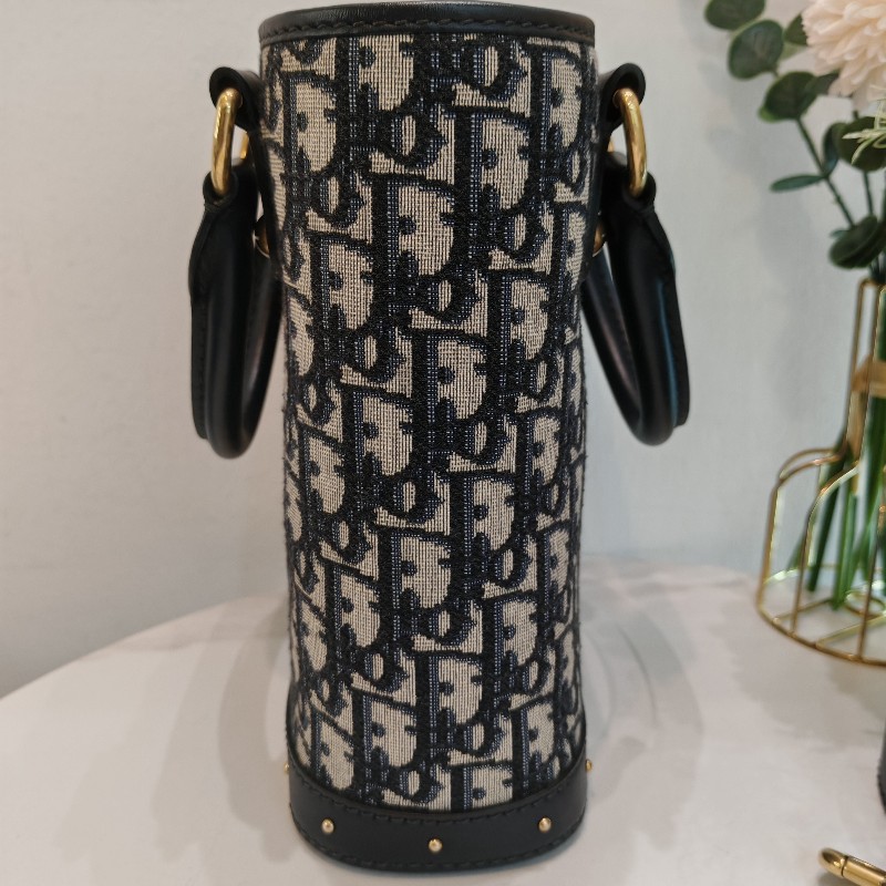 Dior 2017 avenue handle-2