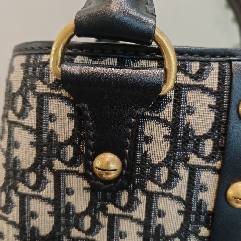 Dior 2017 avenue handle-14