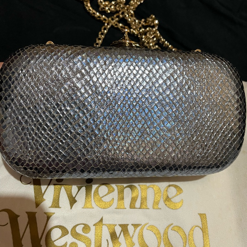 VIVIENNE WESTWOOD 銀釦星球晚宴包 側背包 手拿包-19