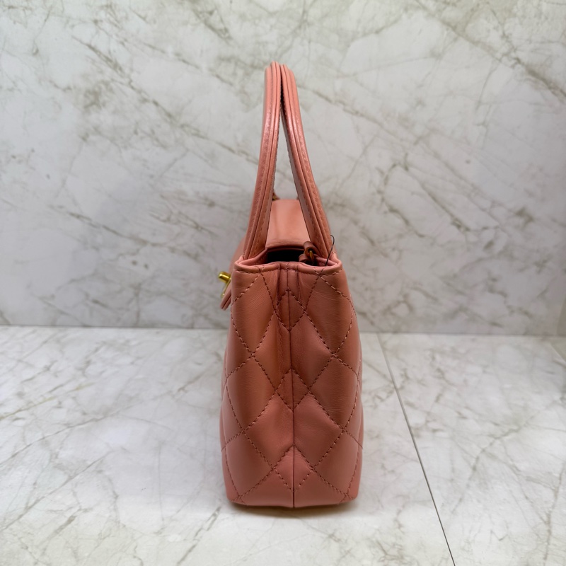CHANEL玫瑰粉金小款31BAG/晶片-2