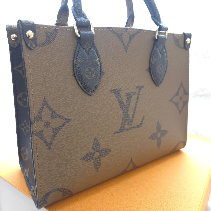 Louis Vuitton OnTheGo PM Monogram 手提肩背包-9