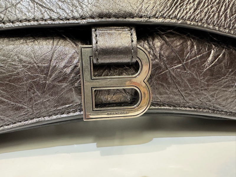 Balenciaga 金屬灰復刻牛皮銀釦下蓋Crush小款肩斜背鏈包716351-13
